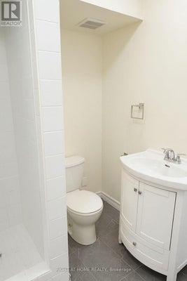302 - 198-200 Queen Street W, Toronto (Kensington-Chinatown), ON 2