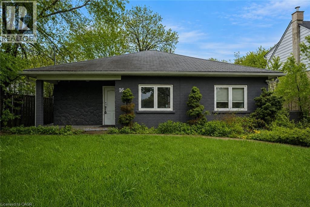 16 WOODWARD Avenue