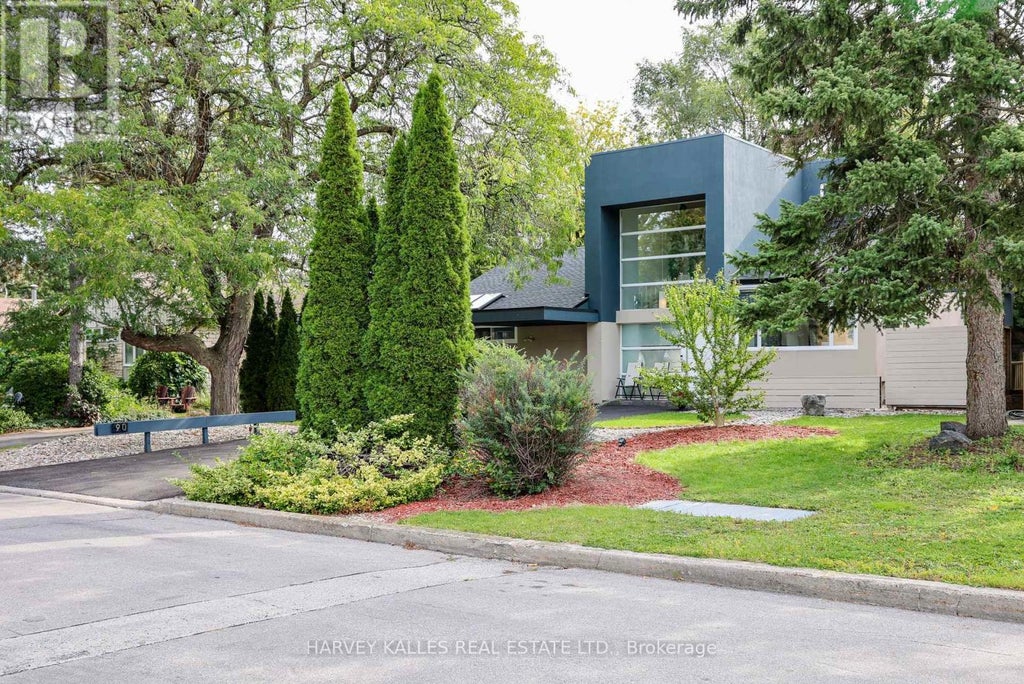 90 BERKINSHAW CRESCENT, TORONTO (BANBURY-DON MILLS), ON M3B 2T2 - Image 3663234366.jpeg?d=l
