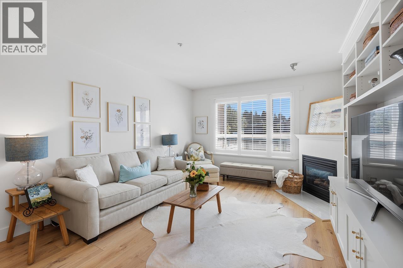 202 3151 CONNAUGHT CRESCENT