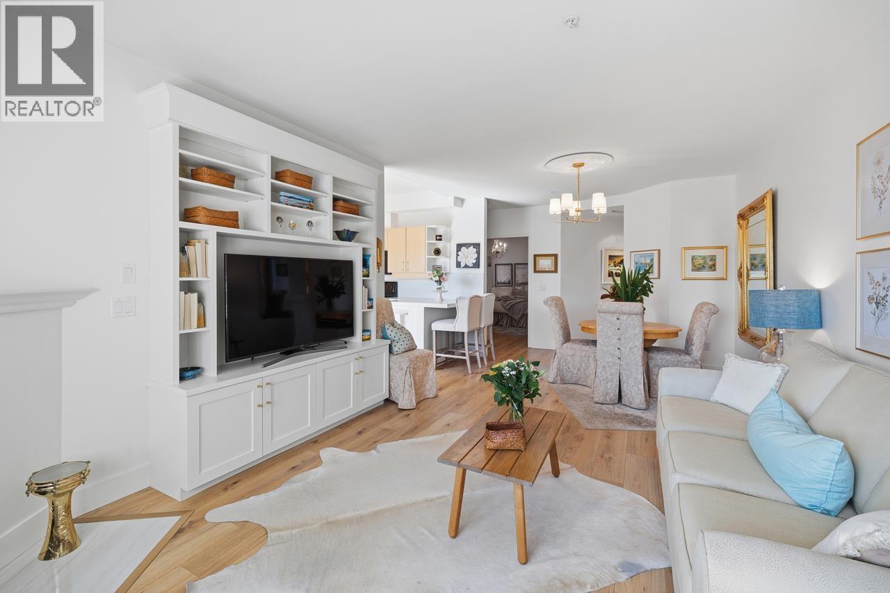 202 3151 CONNAUGHT CRESCENT