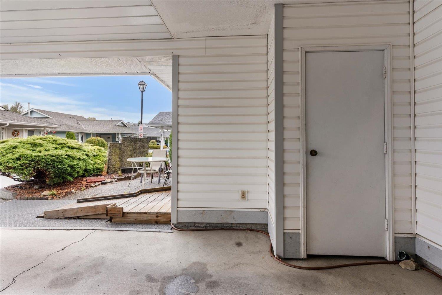 209 7610 EVANS ROAD, Sardis West Vedder