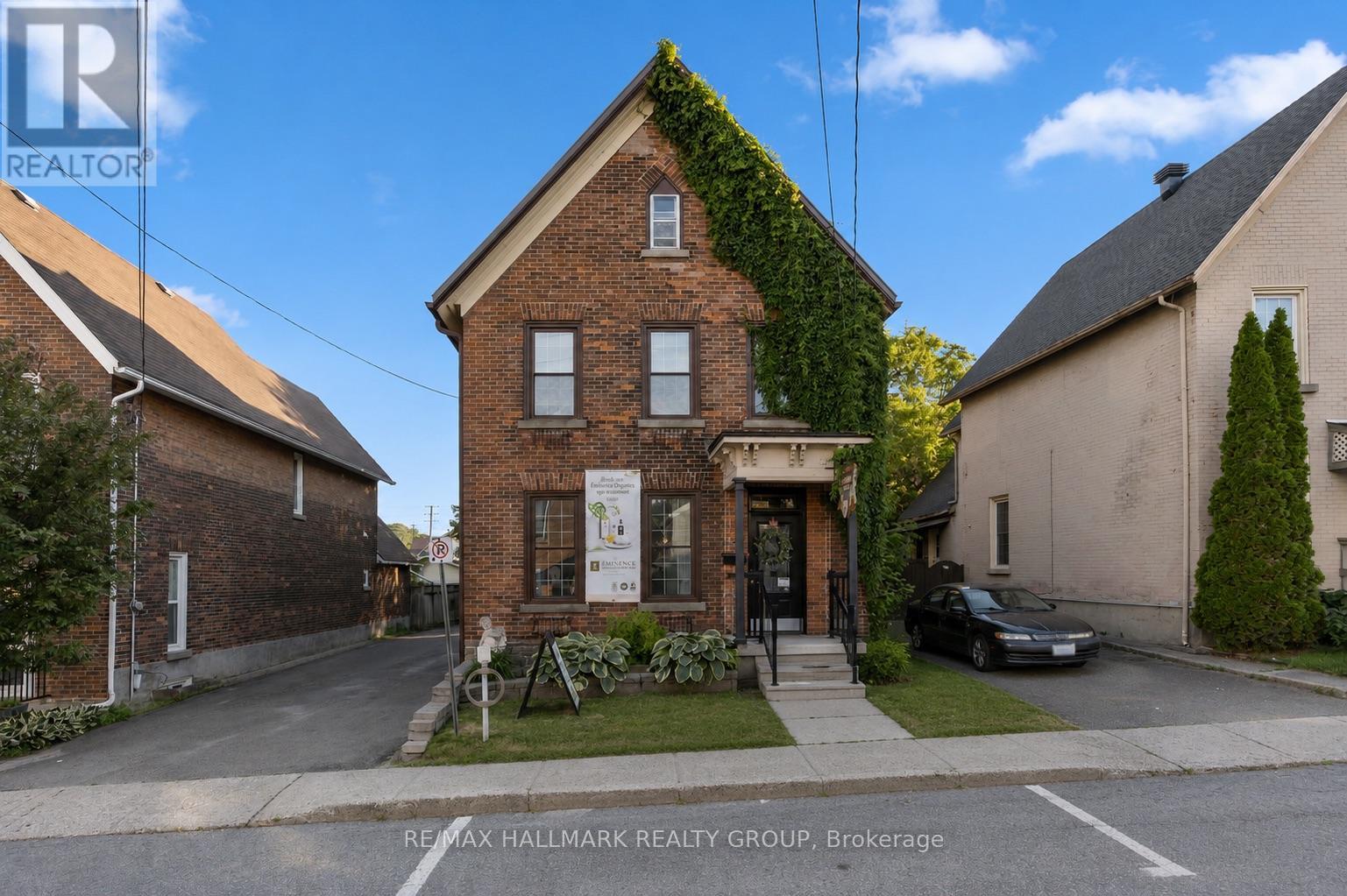 32 ST. ANDREW STREET