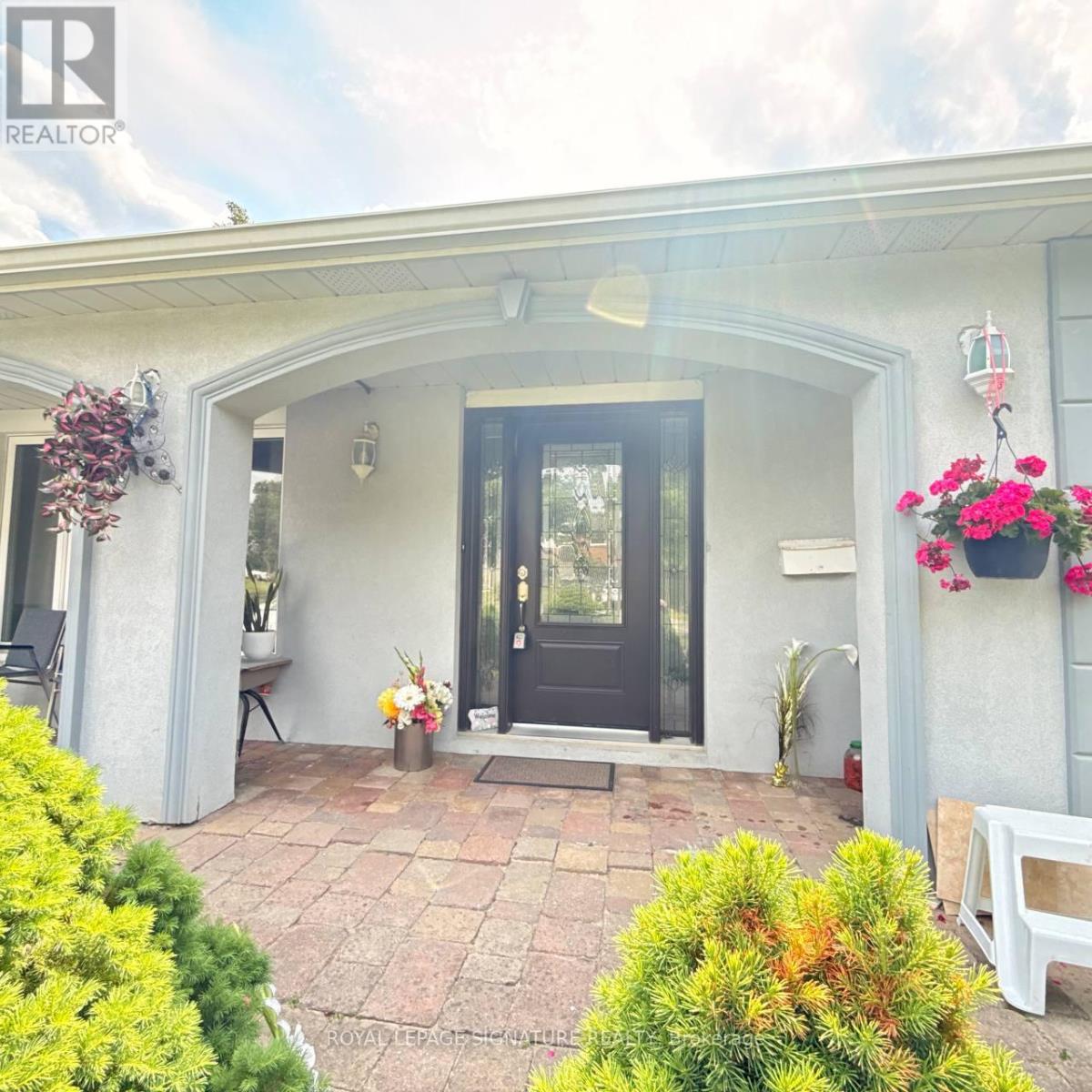 117 ROMFIELD CIRCUIT