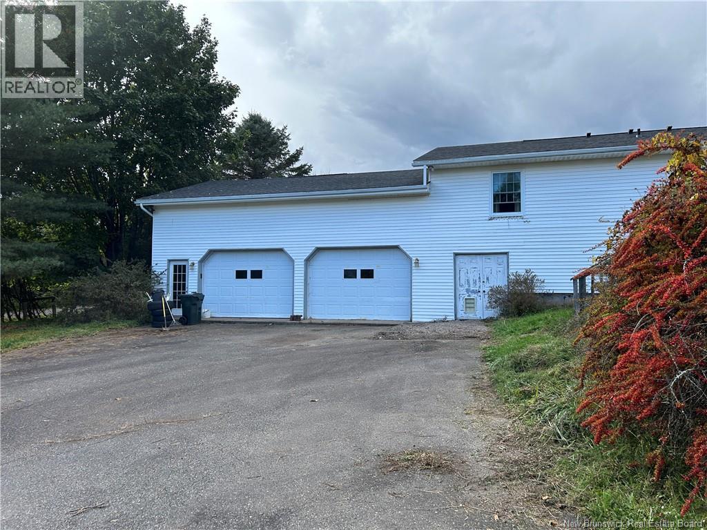 148 Neck Road