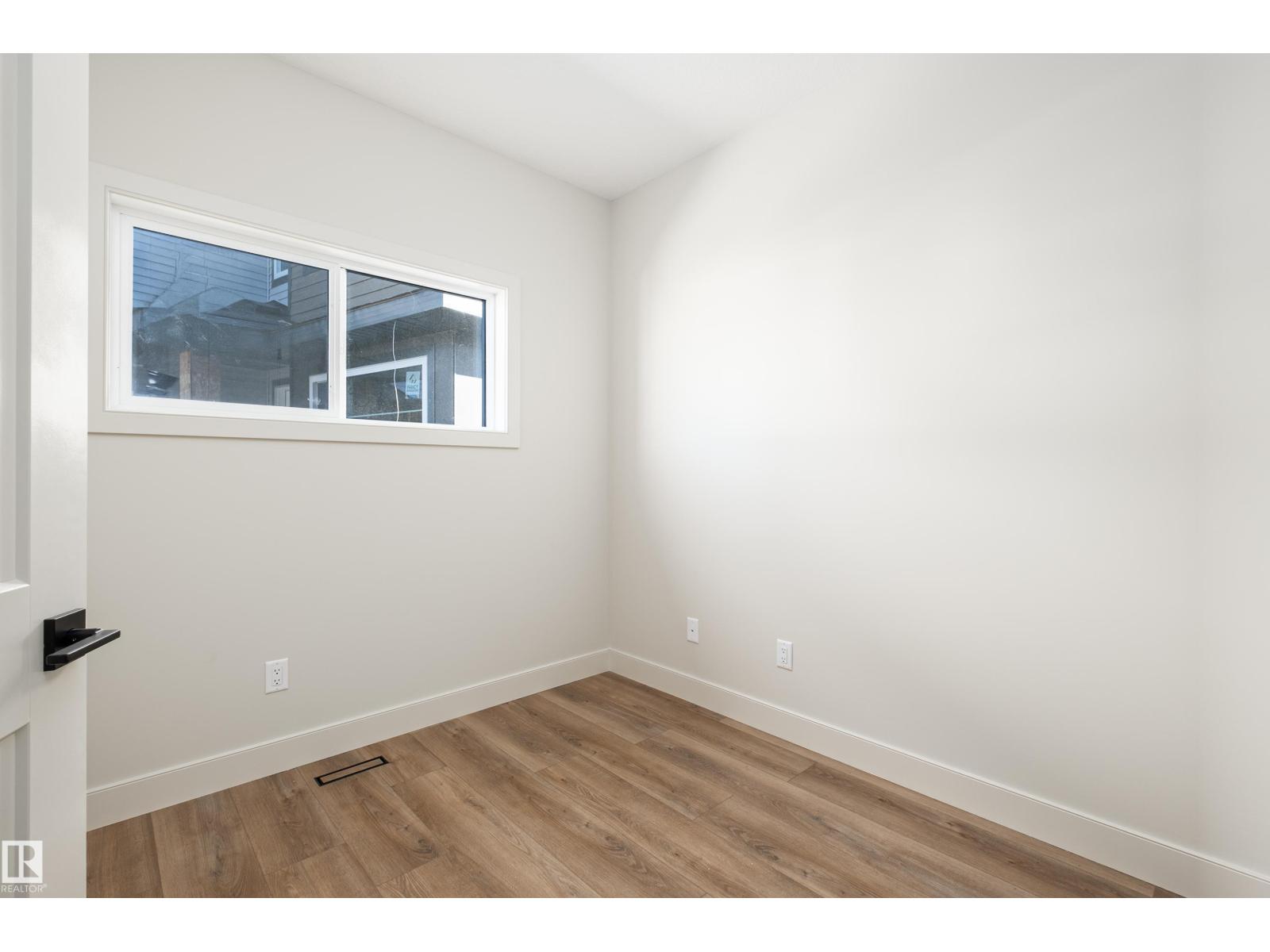 23 DARBY CR