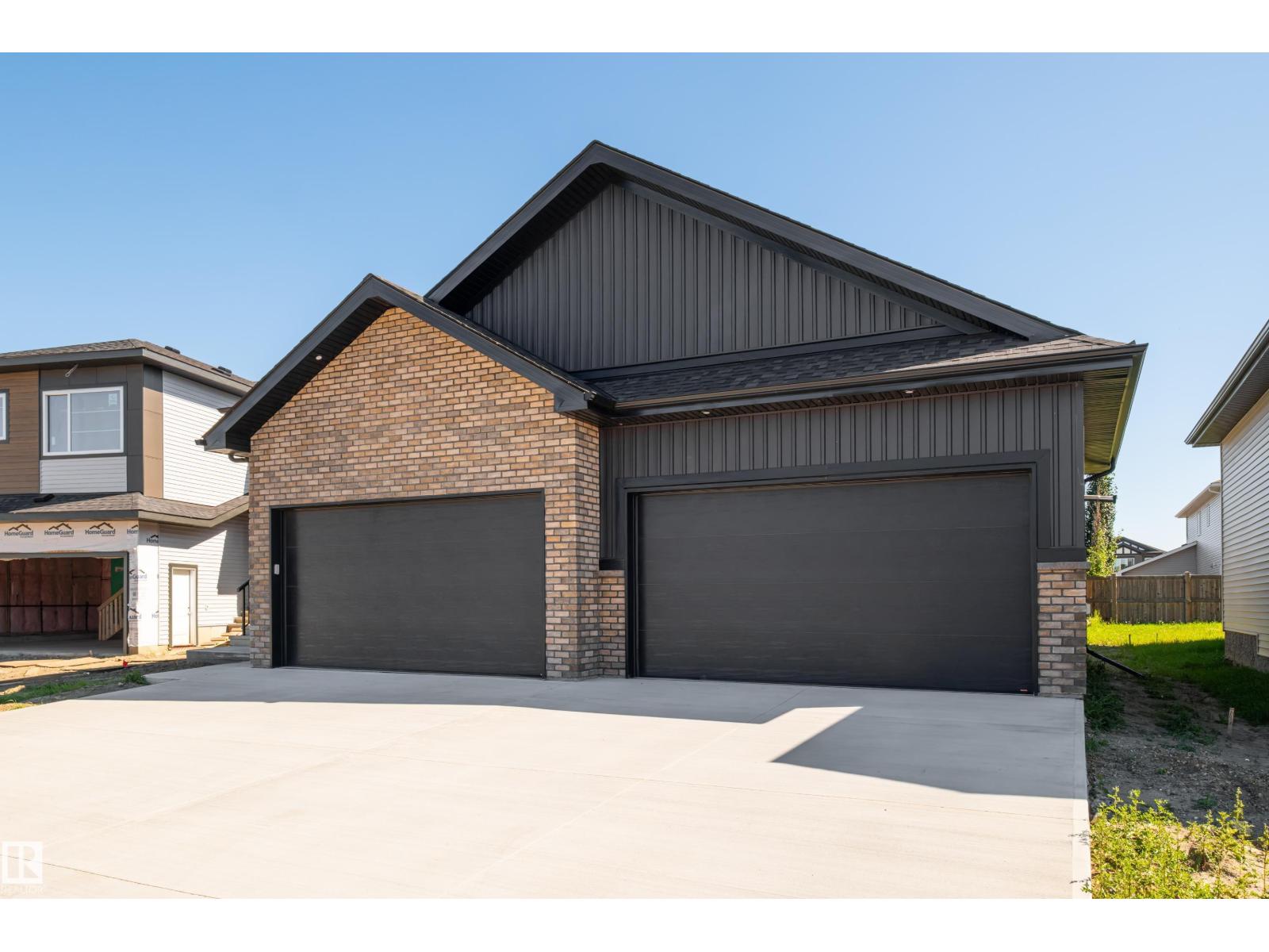 23 DARBY CR