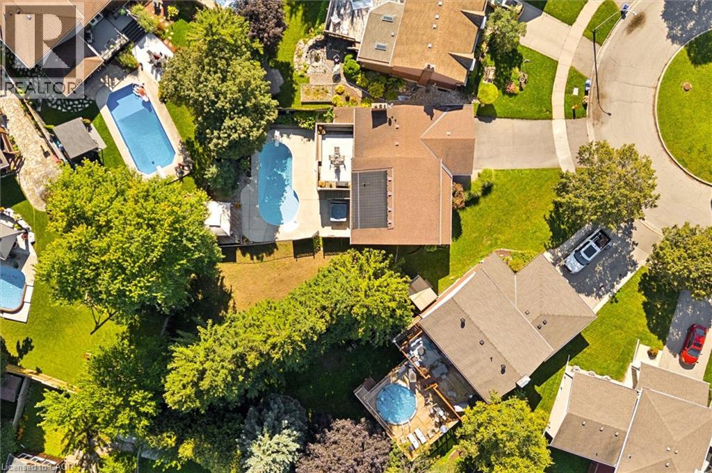 60 CHERRYTREE Court