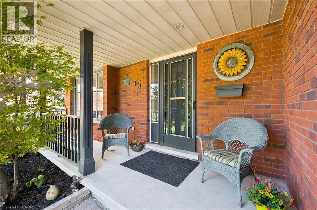 60 CHERRYTREE Court