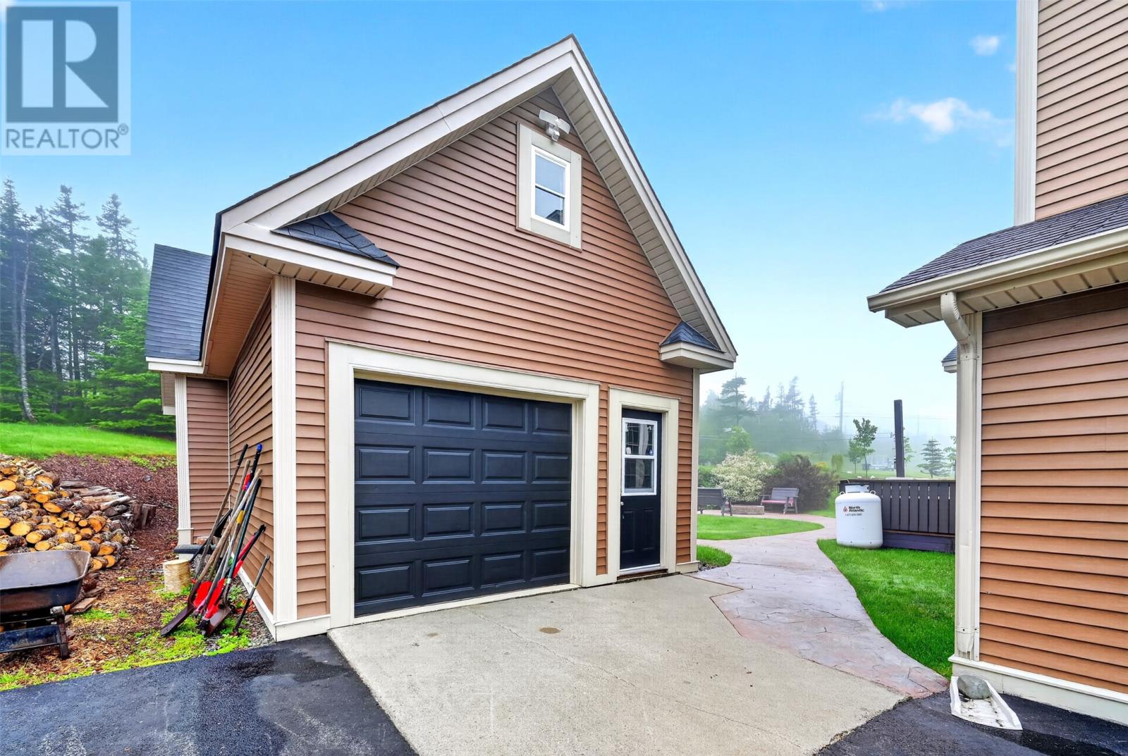 262 Dogberry Hill Road