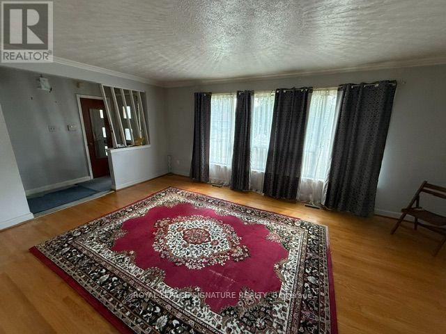 16 HOSHLEGA DRIVE