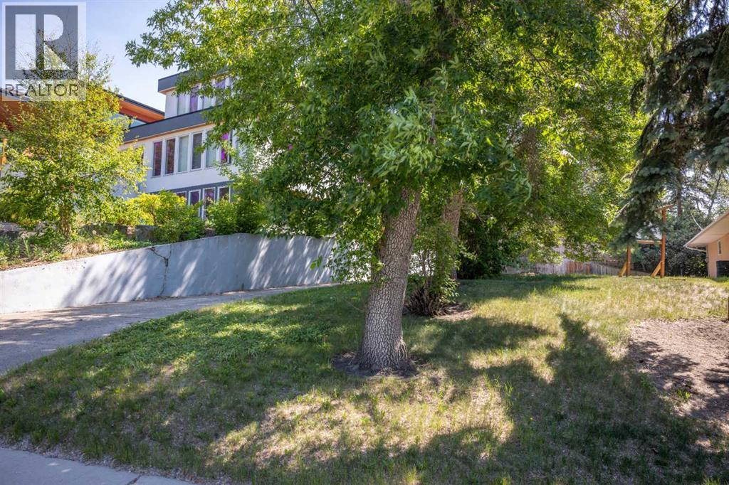 1308 17A Street NW