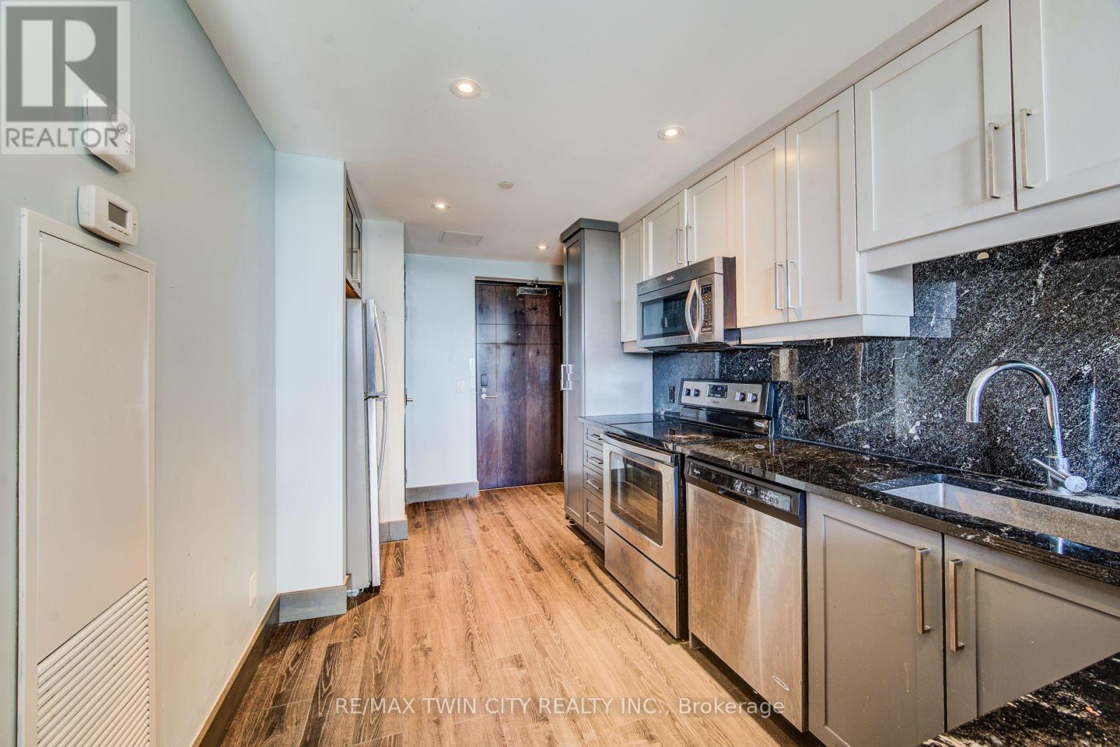 S704 - 330 PHILLIP STREET