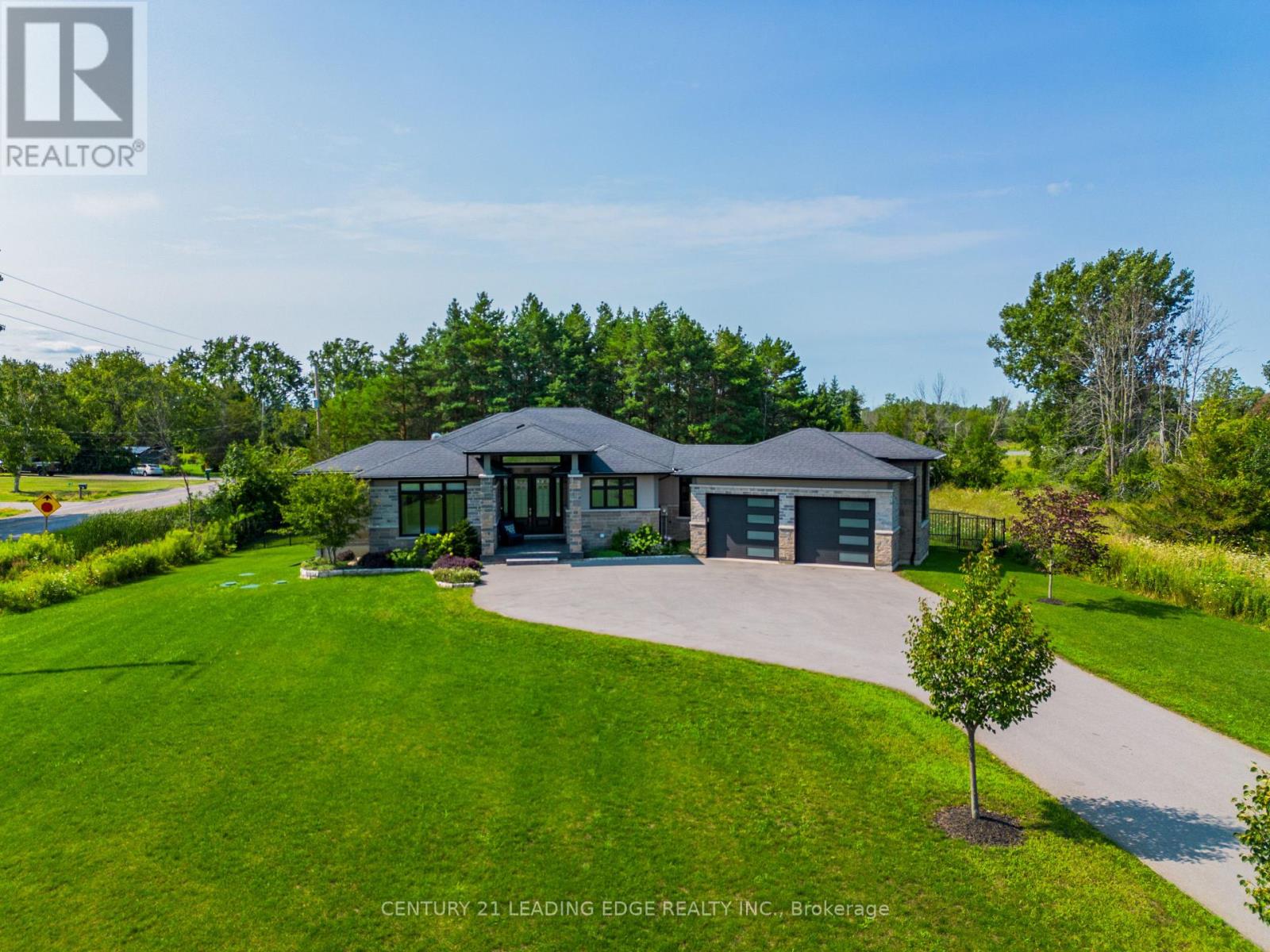 9 LEASIDE STREET