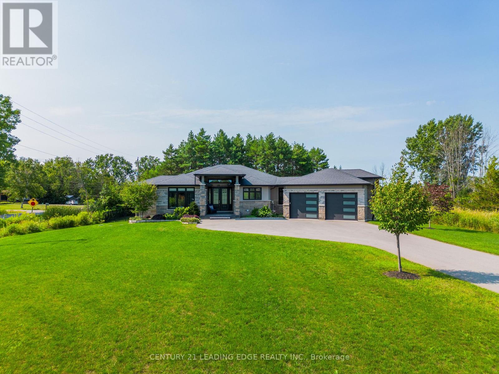 9 LEASIDE STREET