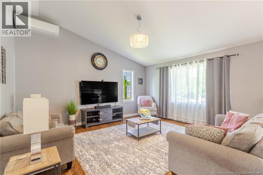 86 Rebecca Drive - Photo 4