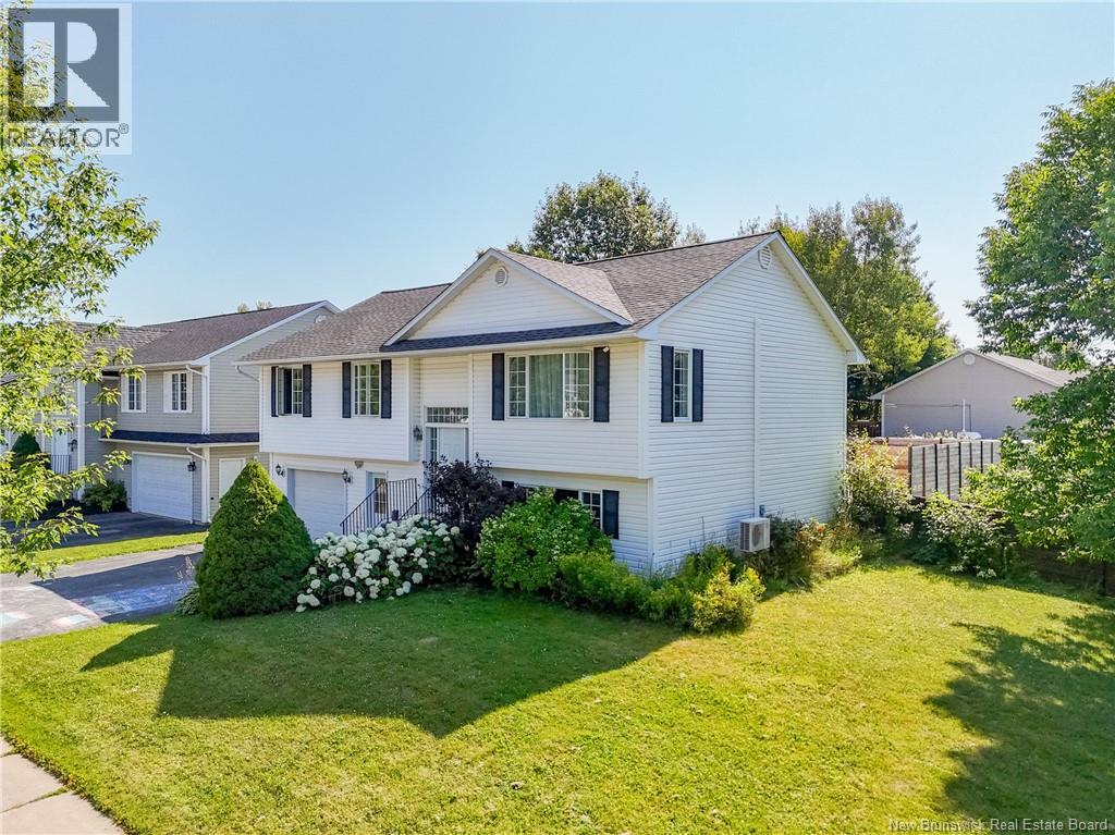86 Rebecca Drive - Photo 2