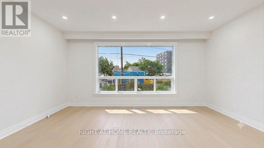 76 FENSIDE DRIVE