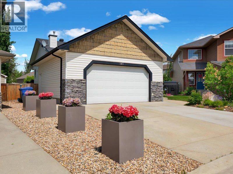 147 Cove Place