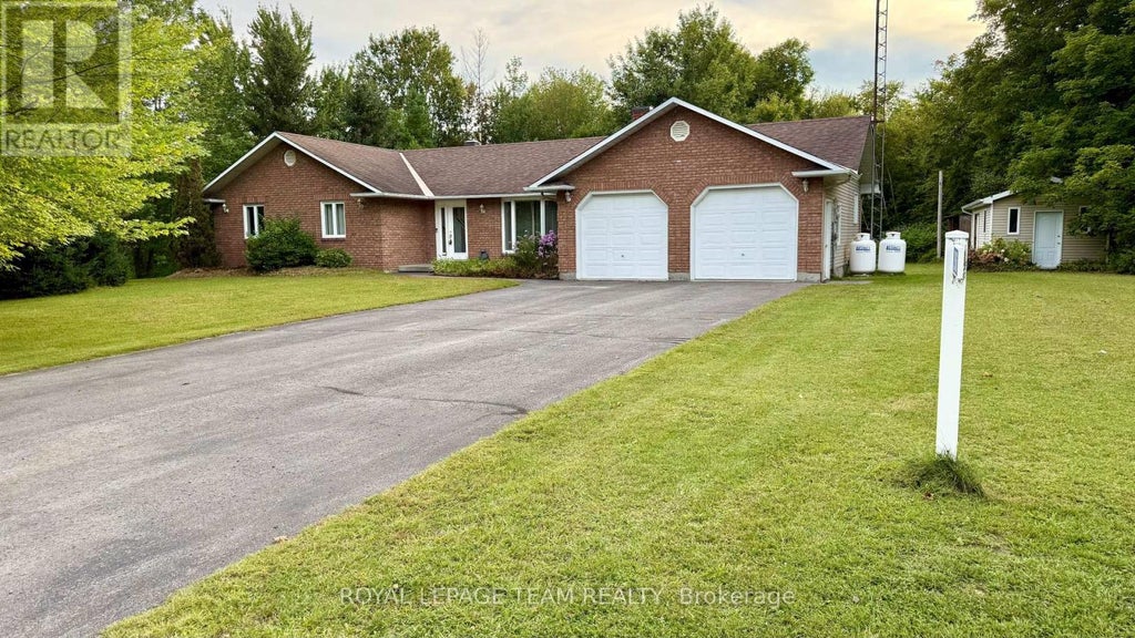 2506 ROLLIN ROAD, CLARENCE-ROCKLAND, ON K0A 3N0 - Image 1878319525.jpeg?d=l