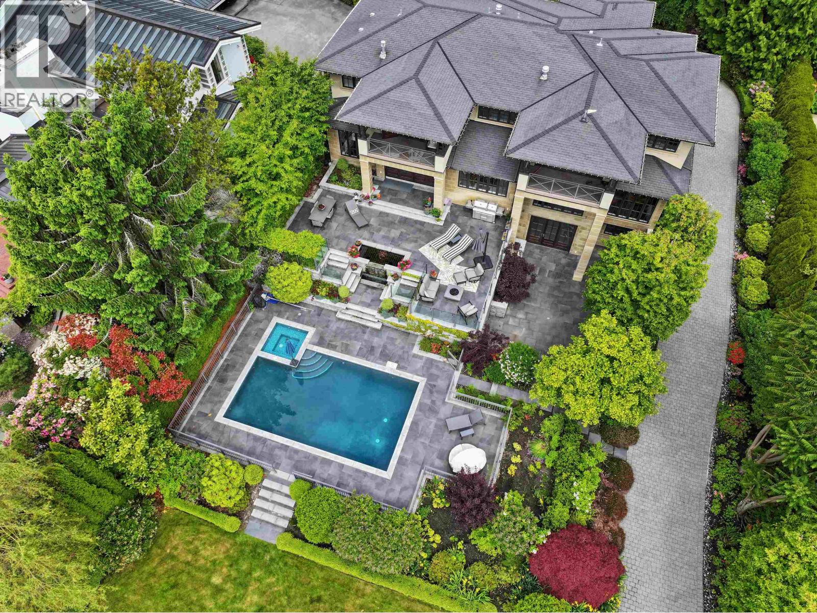 1075 GROVELAND ROAD