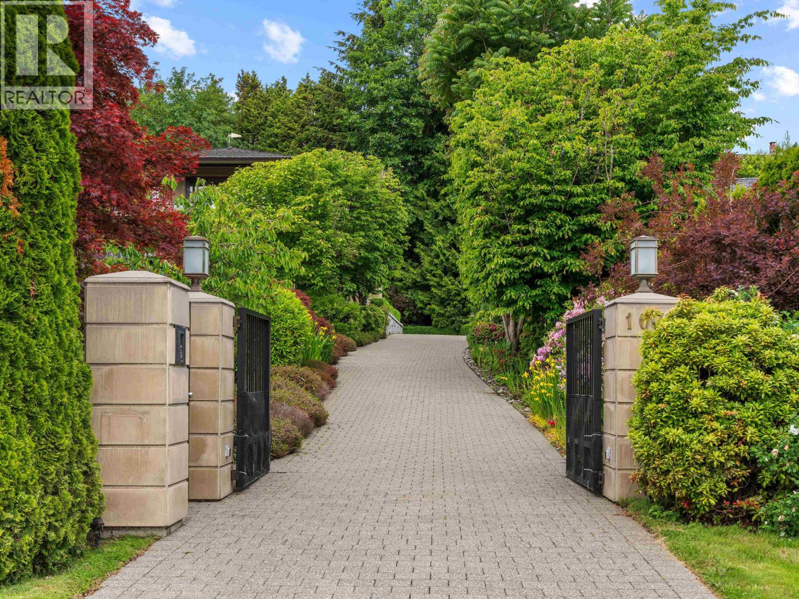 1075 GROVELAND ROAD