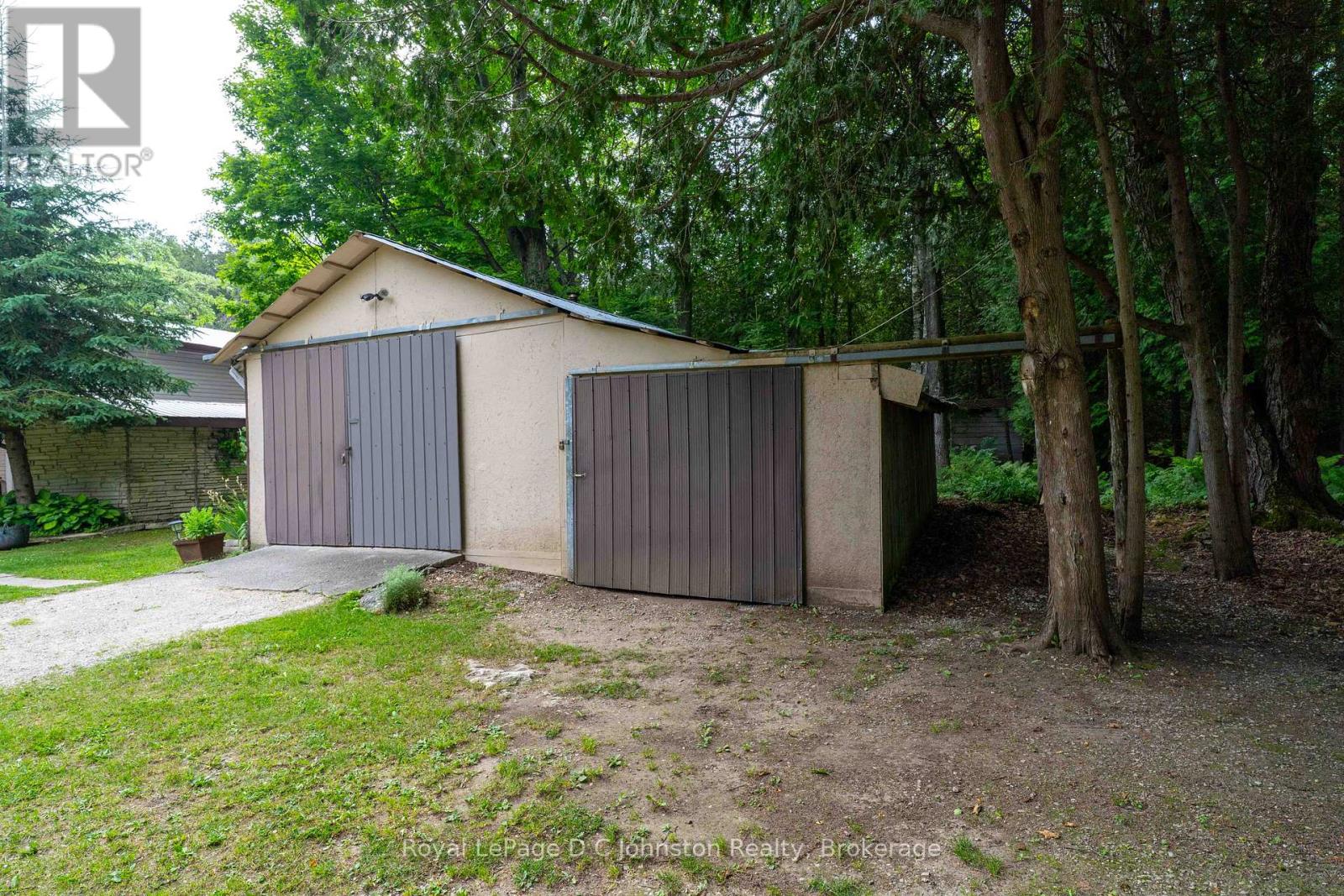 711 BRUCE RD 9 ROAD