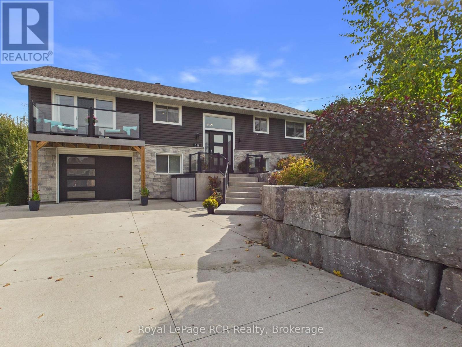 251 PEARSON STREET