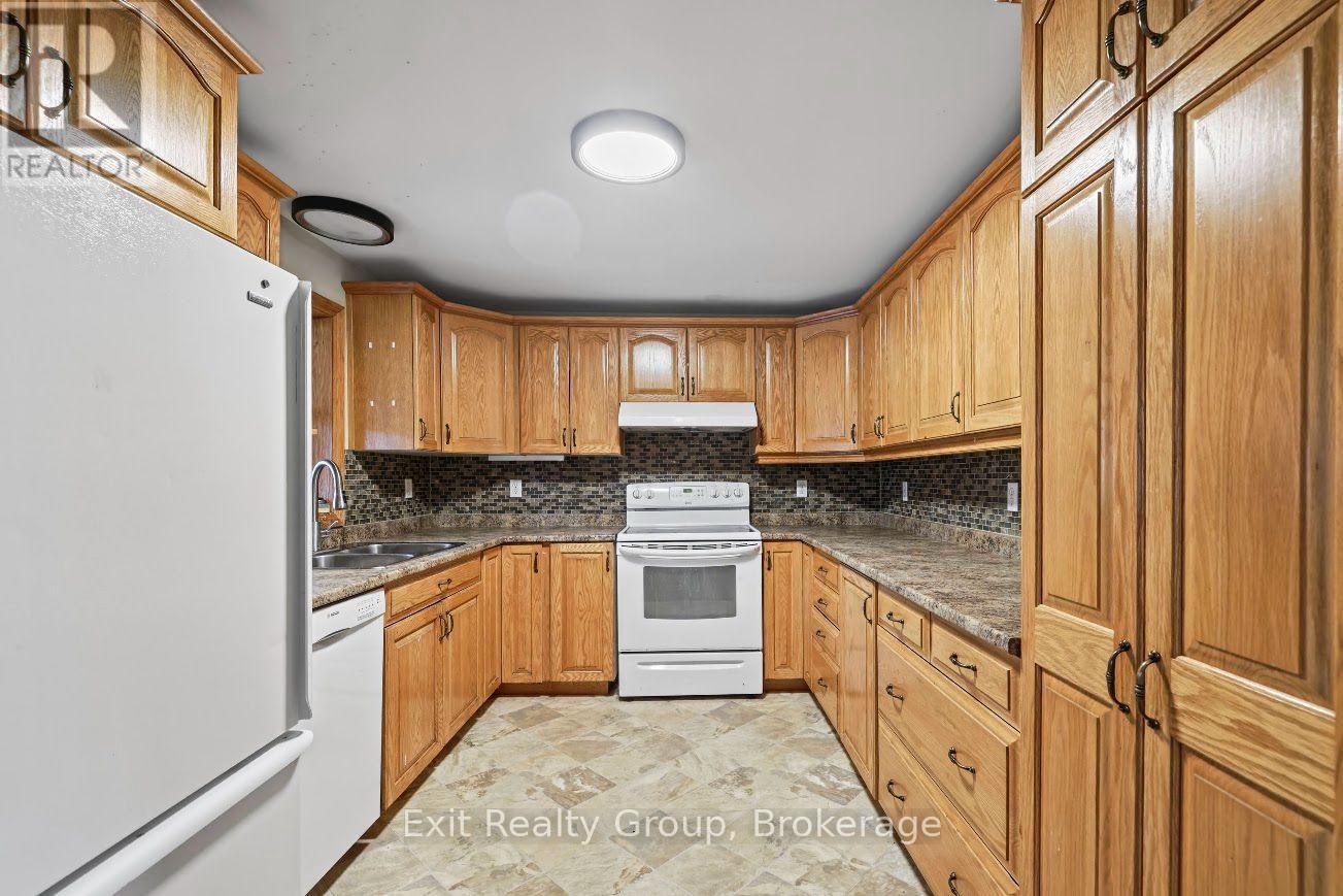 2343 UPPER FLINTON ROAD - Photo 4