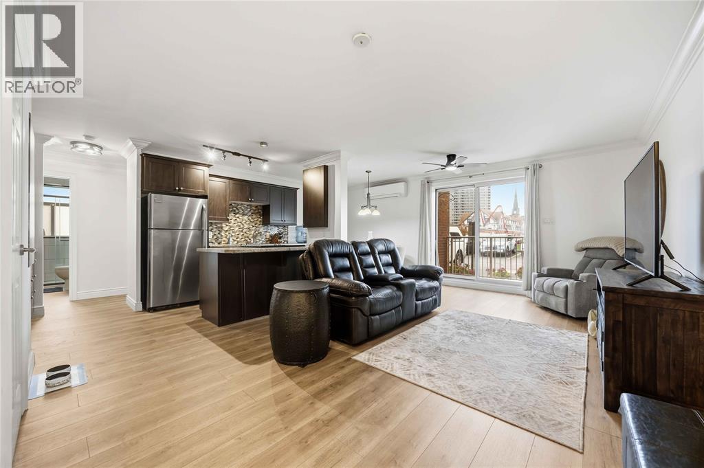 10 Derby LANE Unit# 108