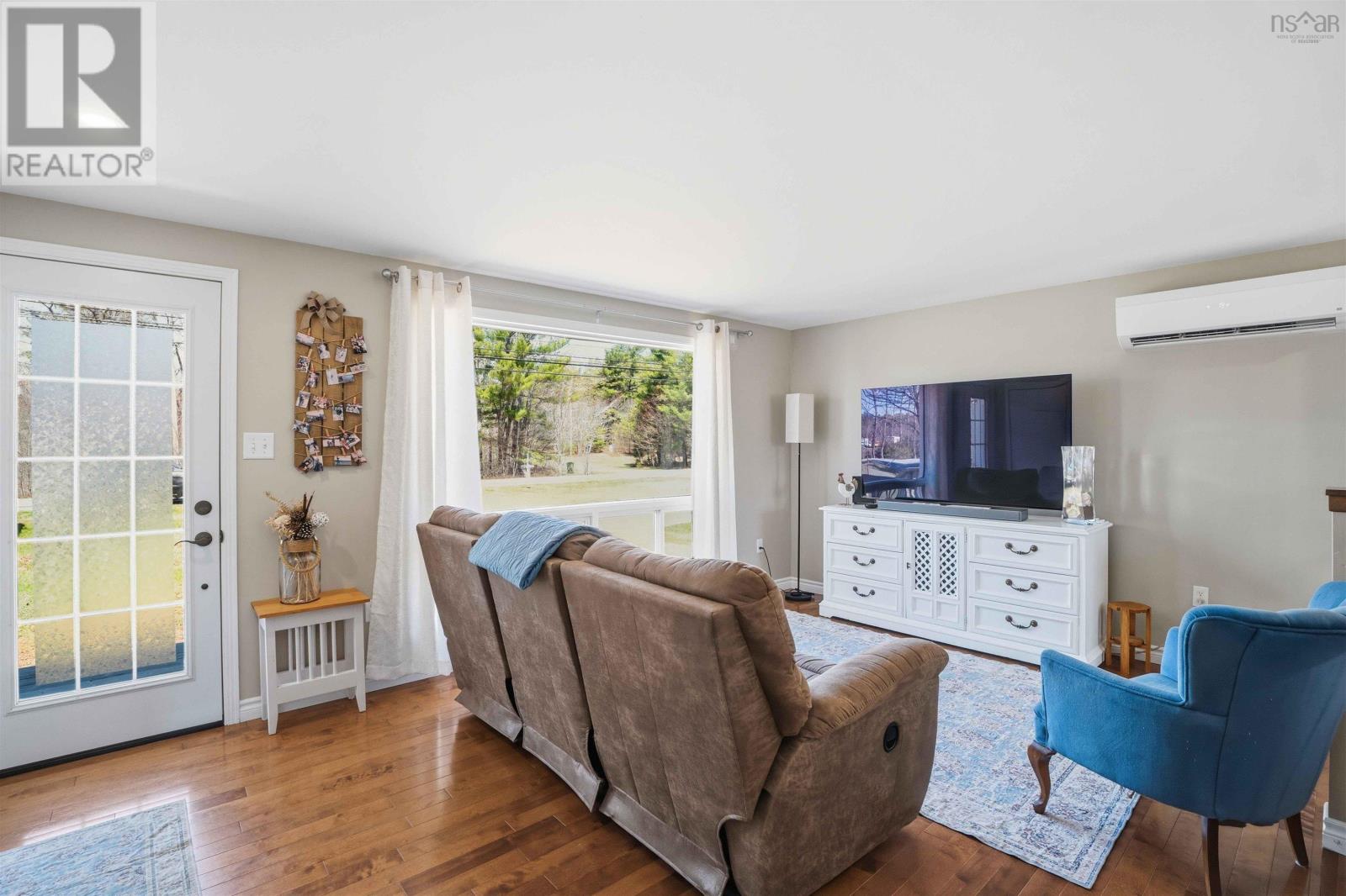 1316 Highway 1 - Photo 4
