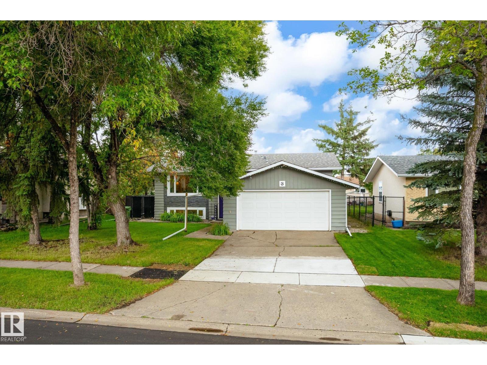 3 Akins DR