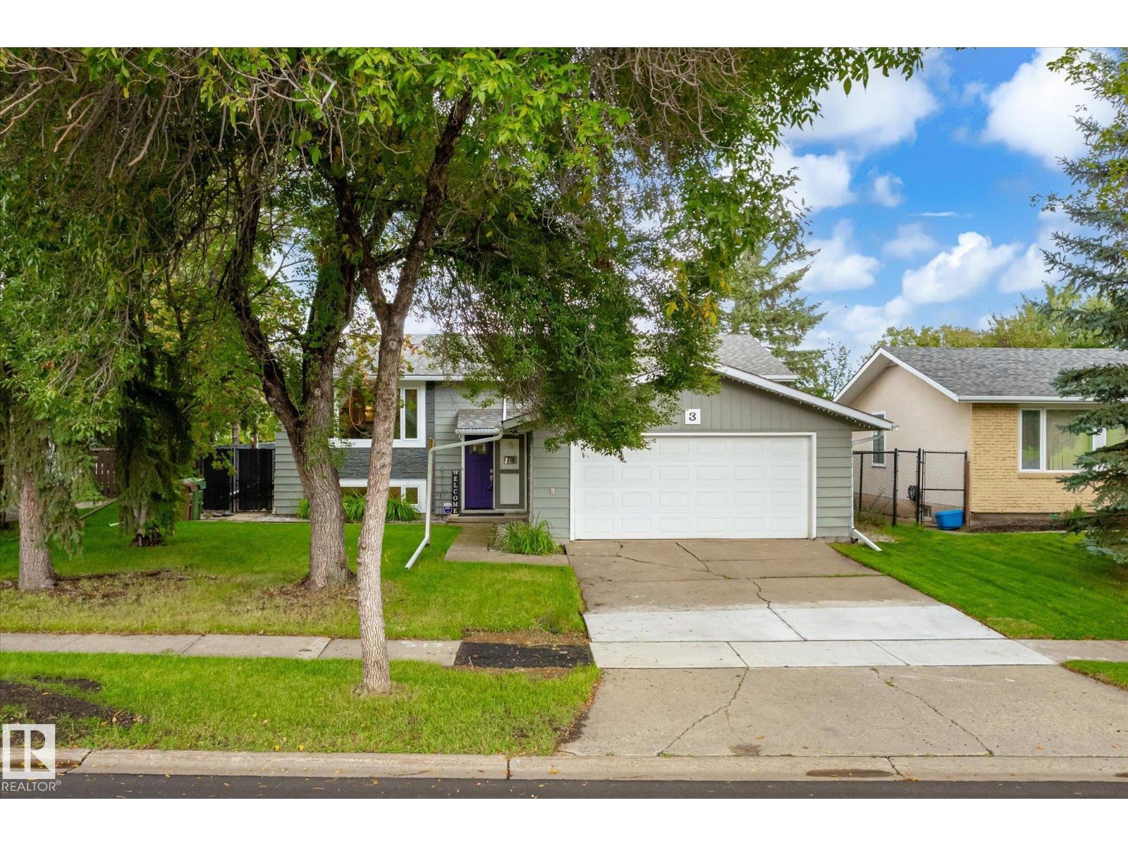 3 Akins DR