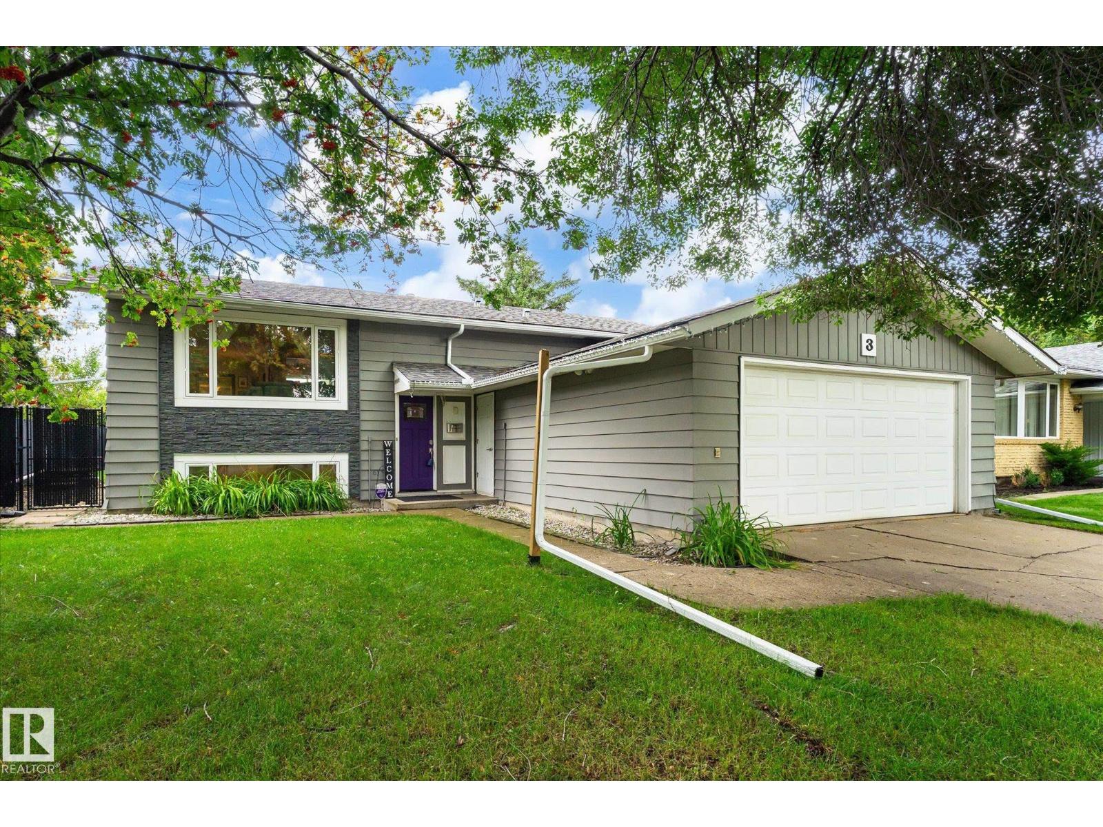 3 Akins DR