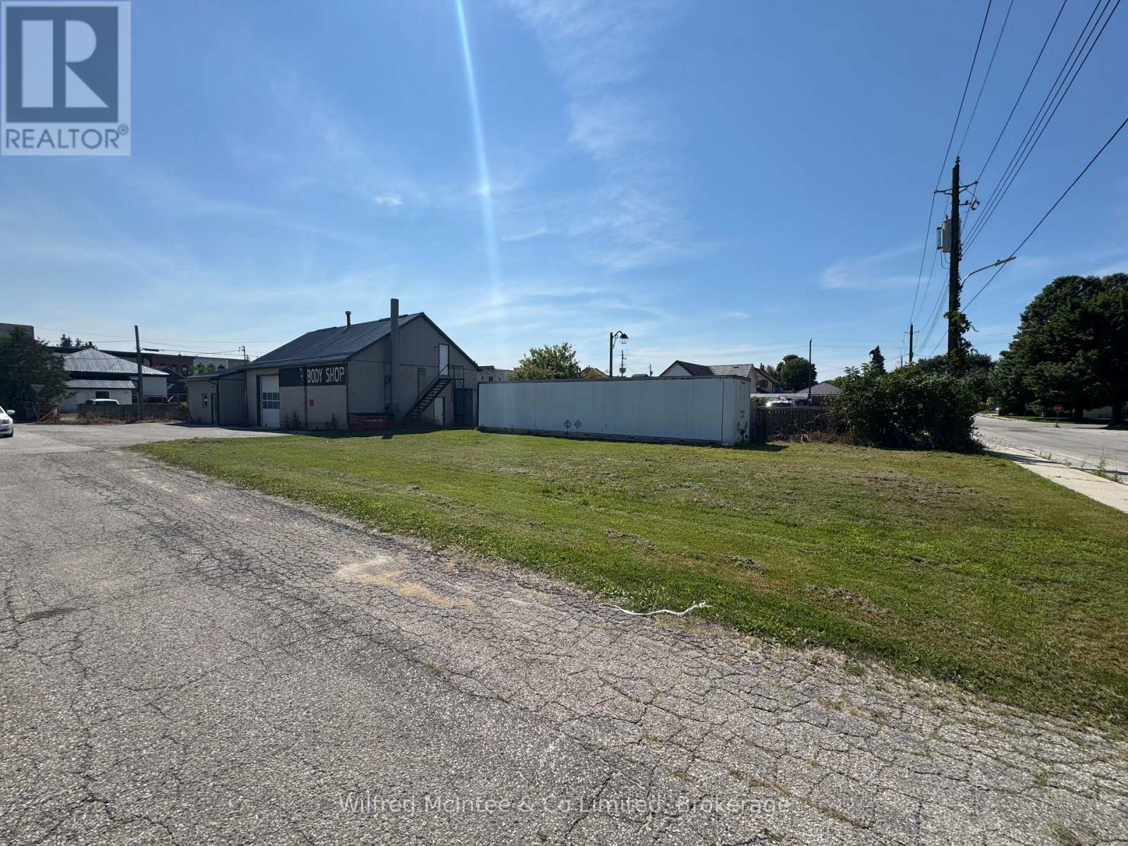 315 CATHERINE STREET