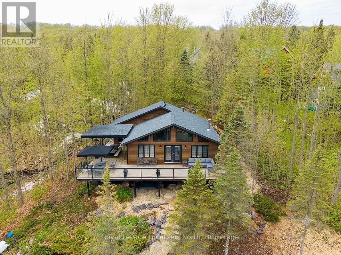 112 AMIK COURT