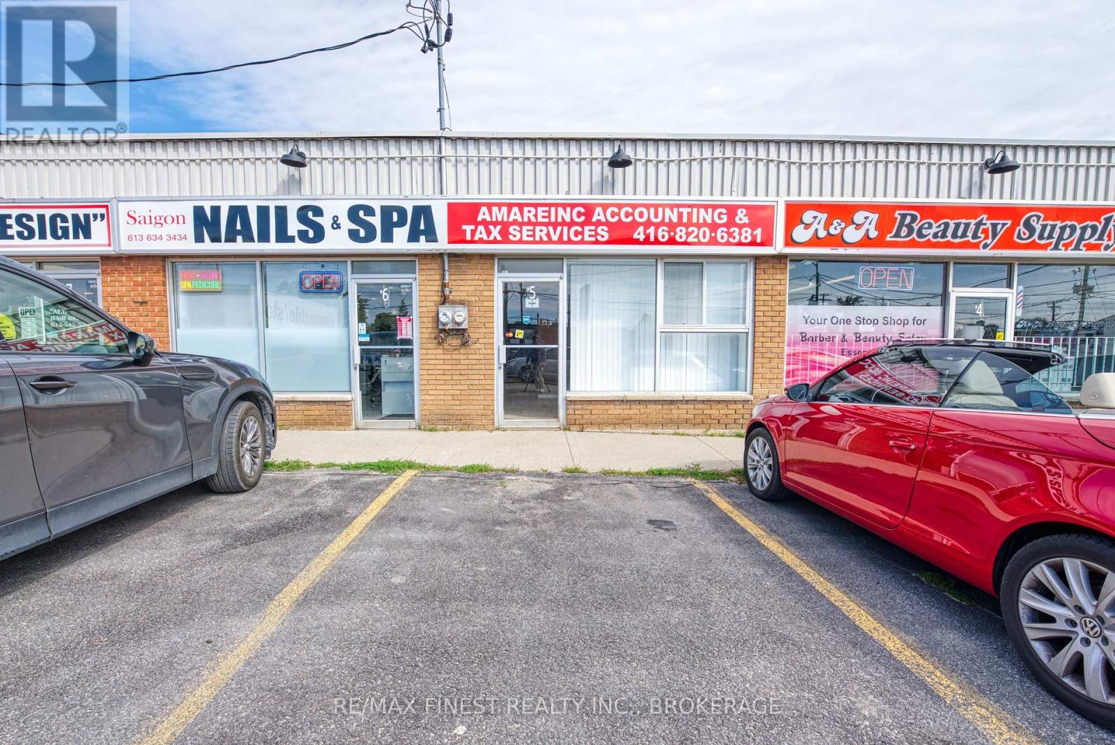5 - 1786 BATH ROAD