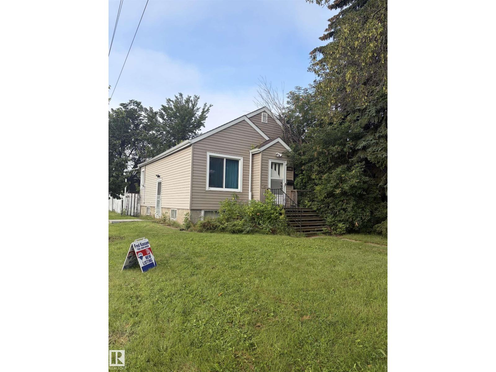 9603 83 AV NW