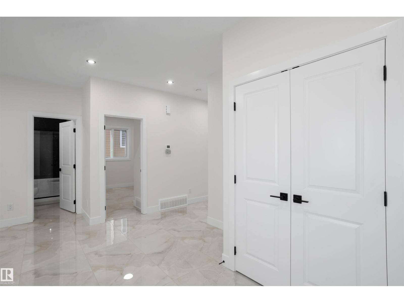 2310 6A AV SW