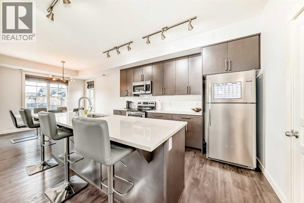 652 Cranford Walk SE