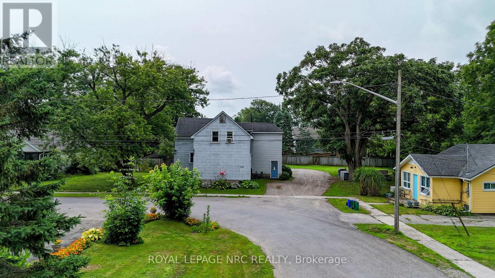 3993 WELLINGTON COURT