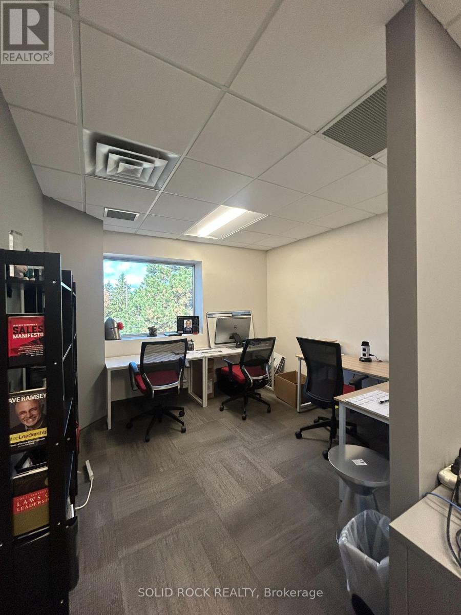 #209 - 5 CORVUS COURT