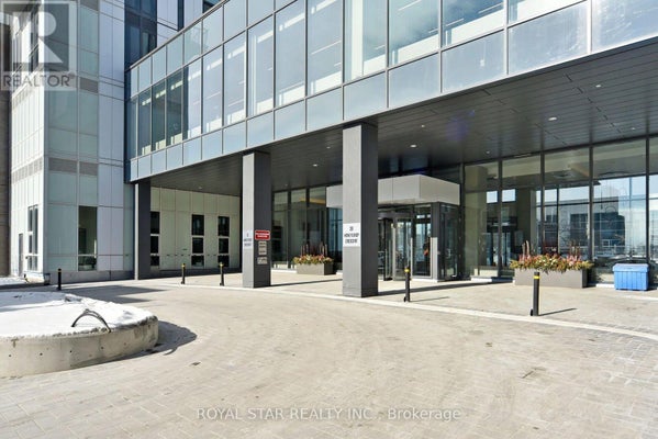909 - 10 Honeycrisp Cres, Vaughan (Vaughan Corporate Centre), ON 4