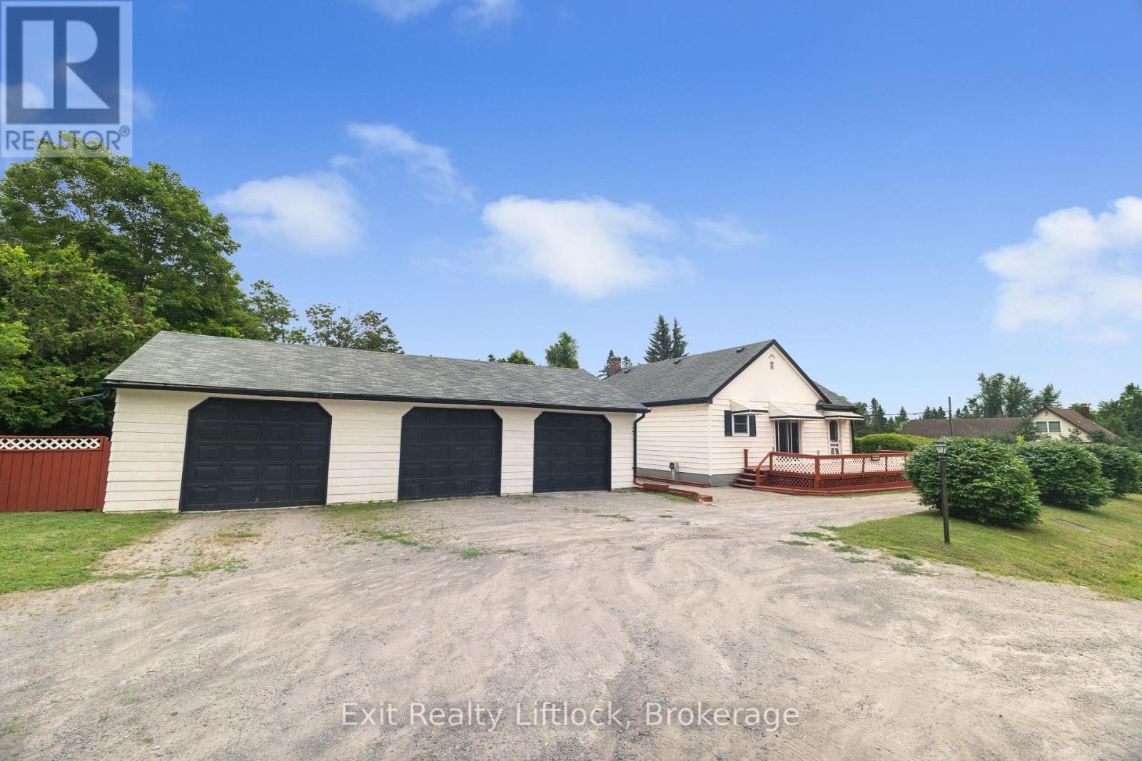 2 EDGEWOOD AVENUE - Photo 3