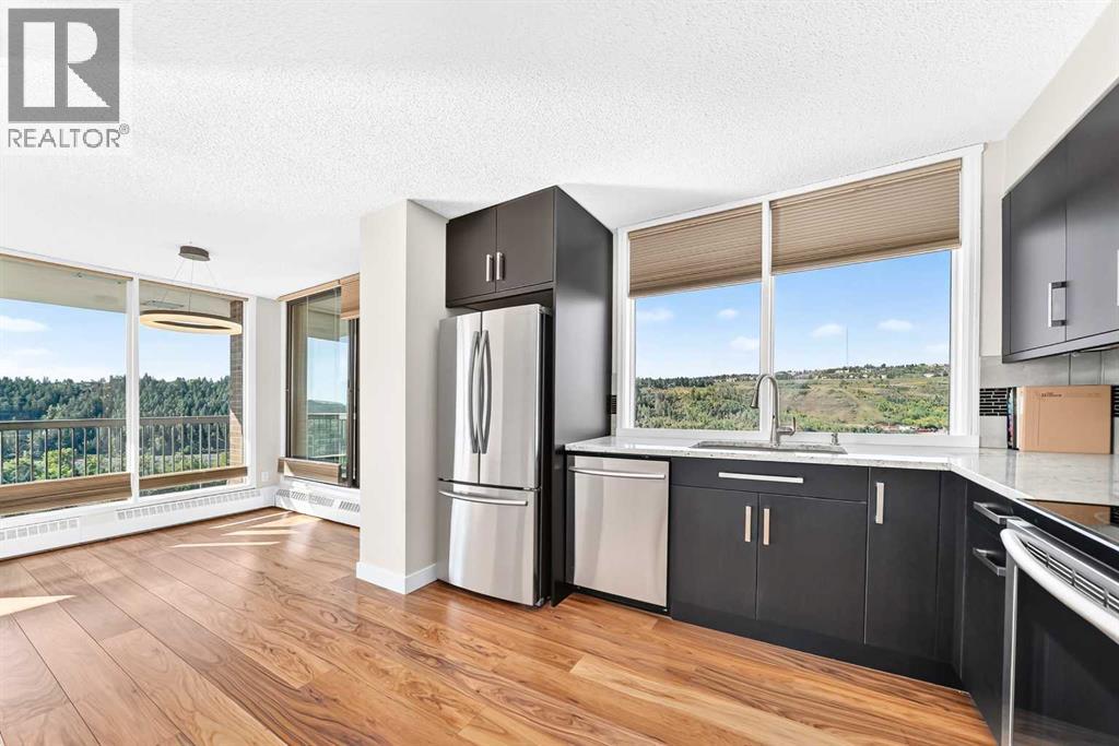 1708, 145 Point Drive NW