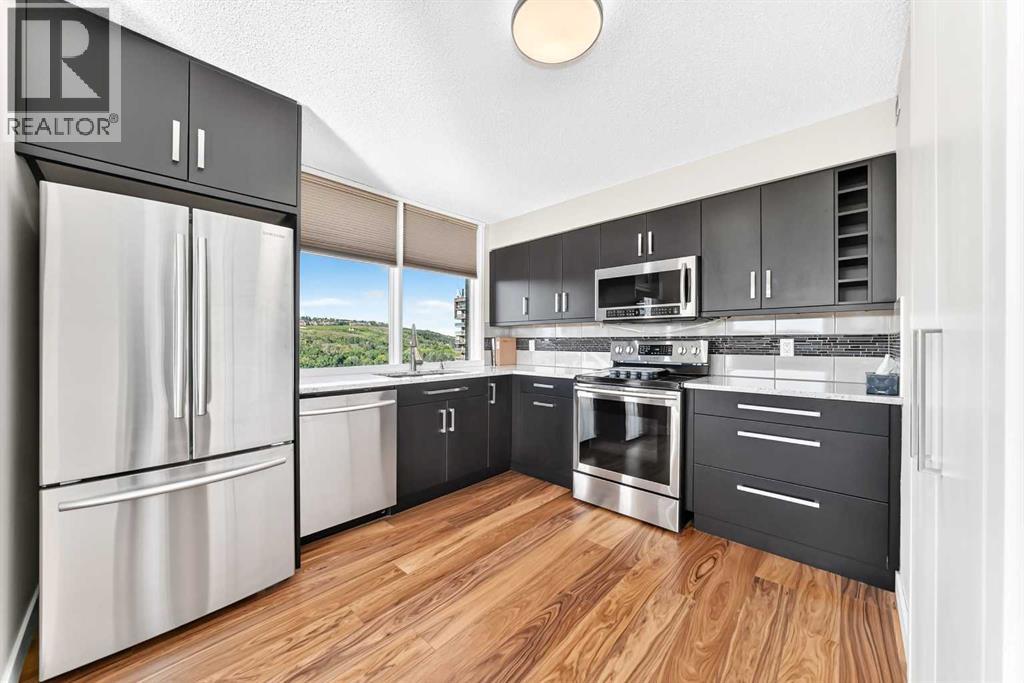 1708, 145 Point Drive NW