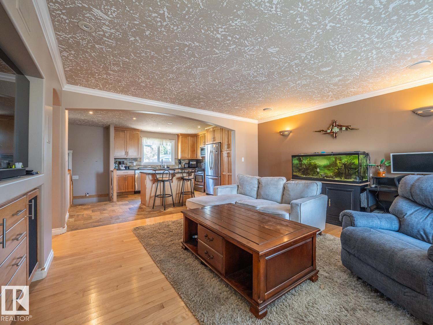 5337 47 ST N