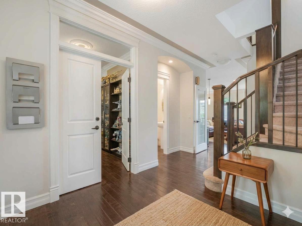 10230 148 ST NW