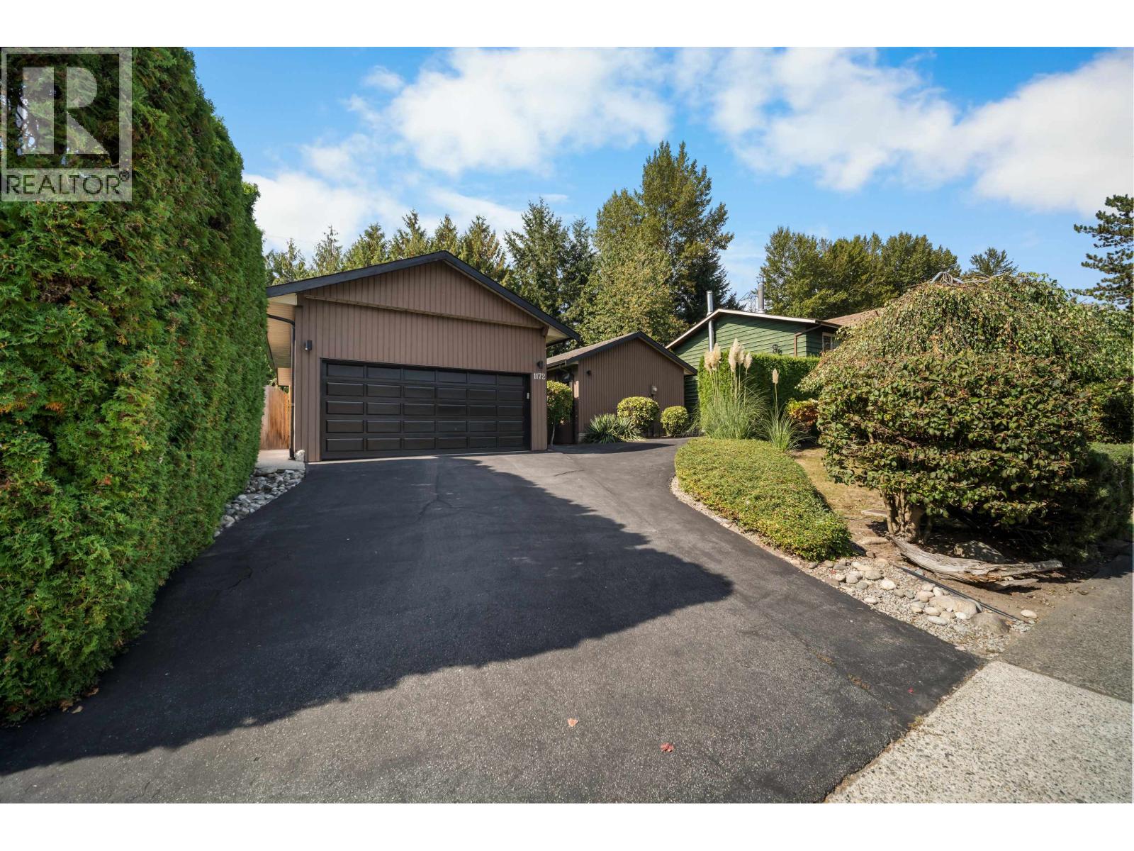1172 EAGLERIDGE DRIVE