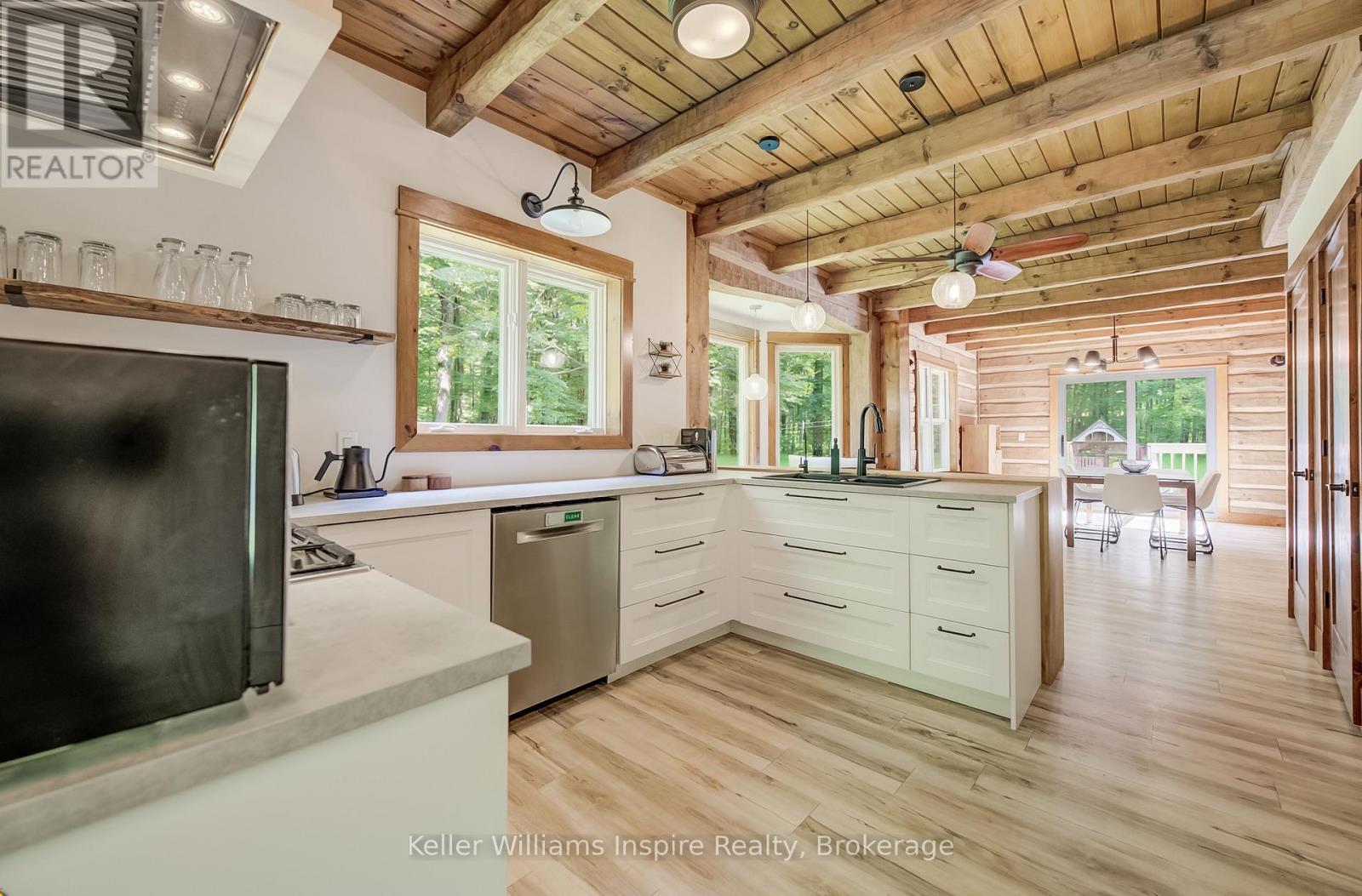 492513 SOUTHGATE SIDEROAD 49